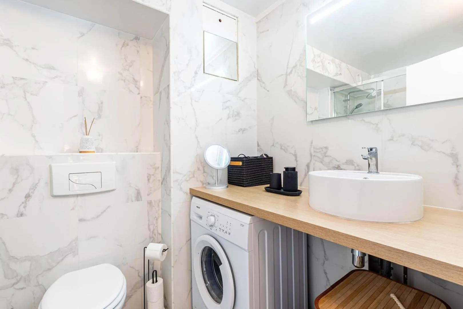 Guestready - Studio Baigne De Lumiere Dans Le 19E Париж 0*,