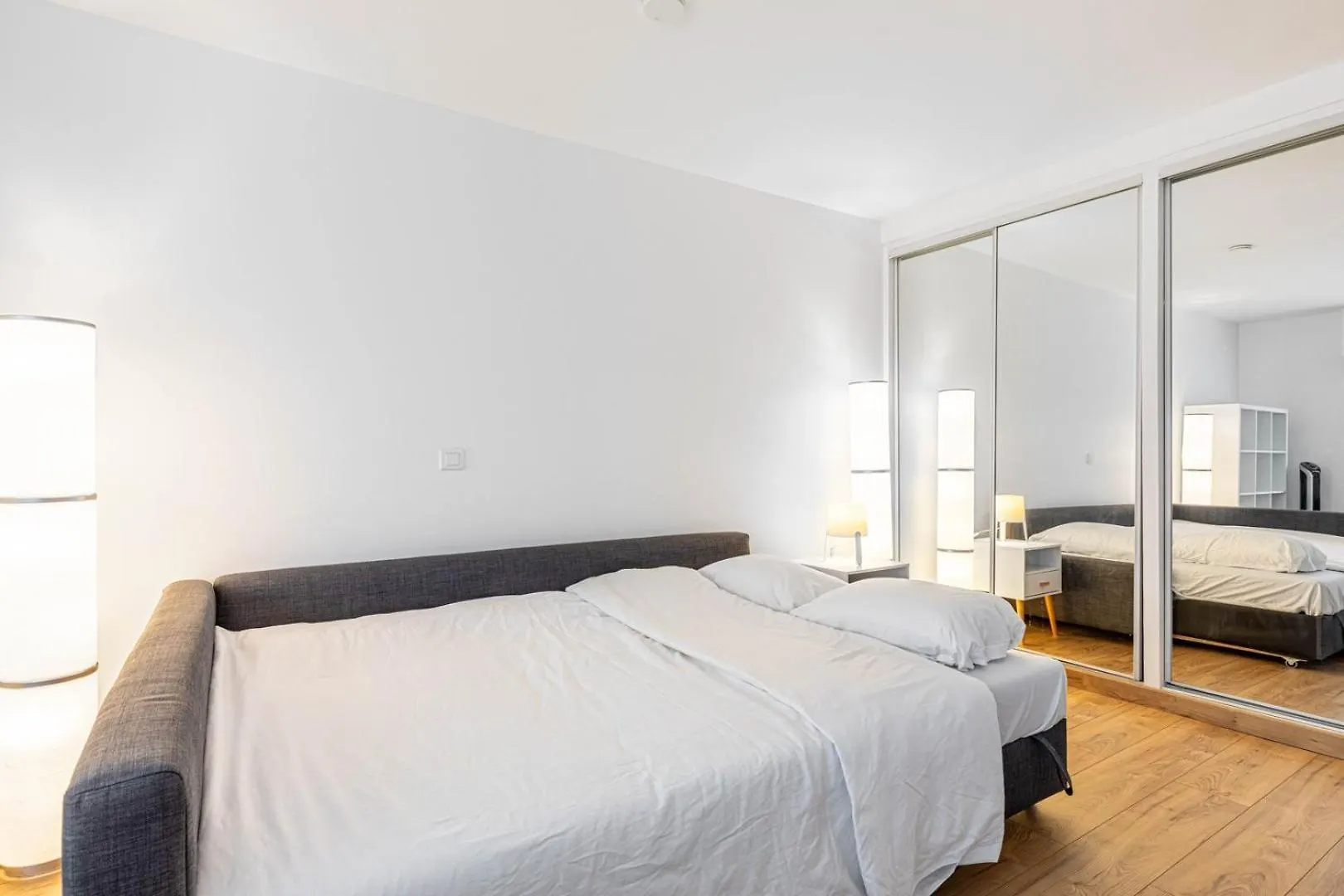 Appartement Guestready - Studio Baigne De Lumiere Dans Le 19E Parijs